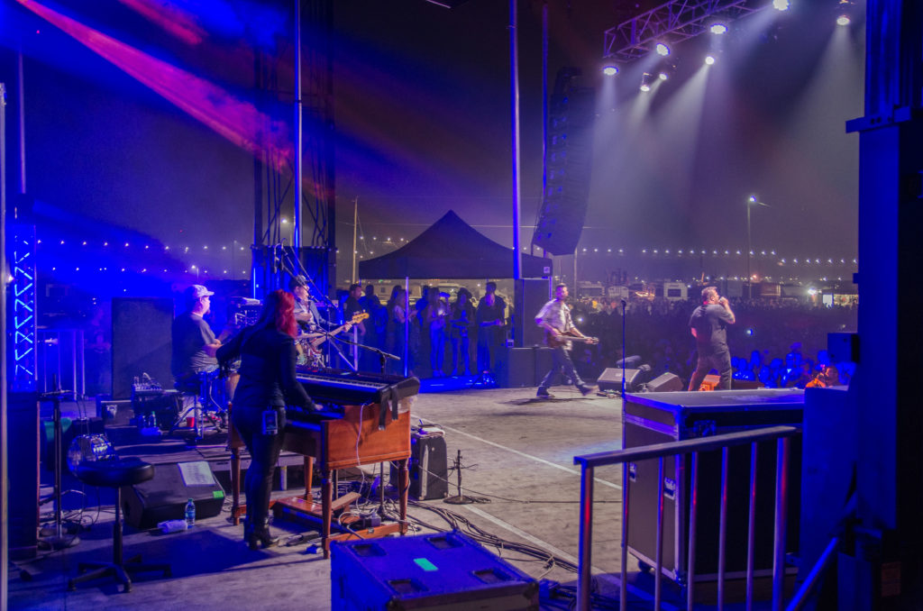 Brewco Staging - Talladega - Uncle Kracker Back of Stage